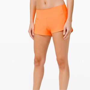 LULULEMON SPEED UP SHORT 2.5” (ORANGE)